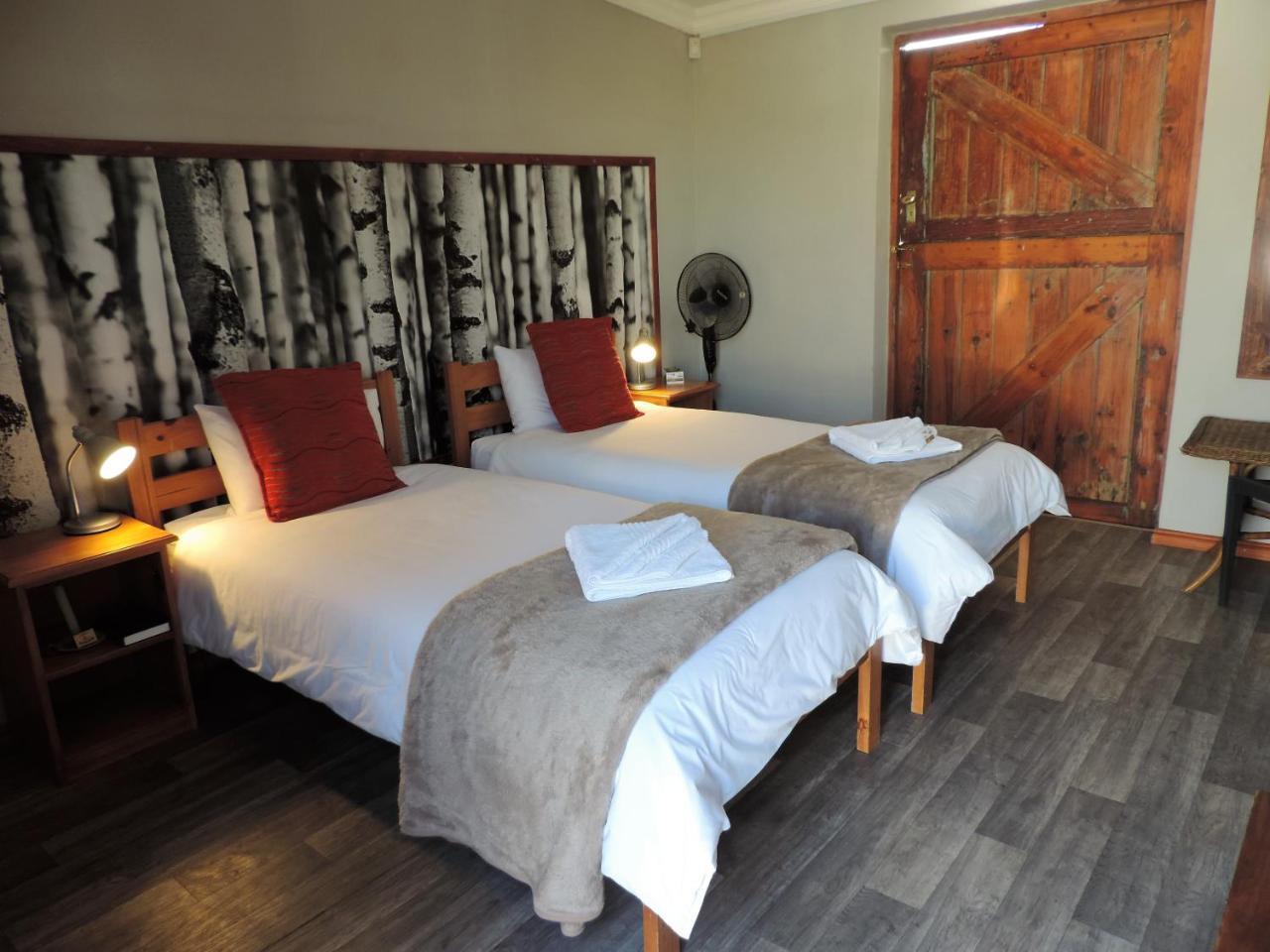 Teri-Lemveli Lodge Бофорт Уест Екстериор снимка