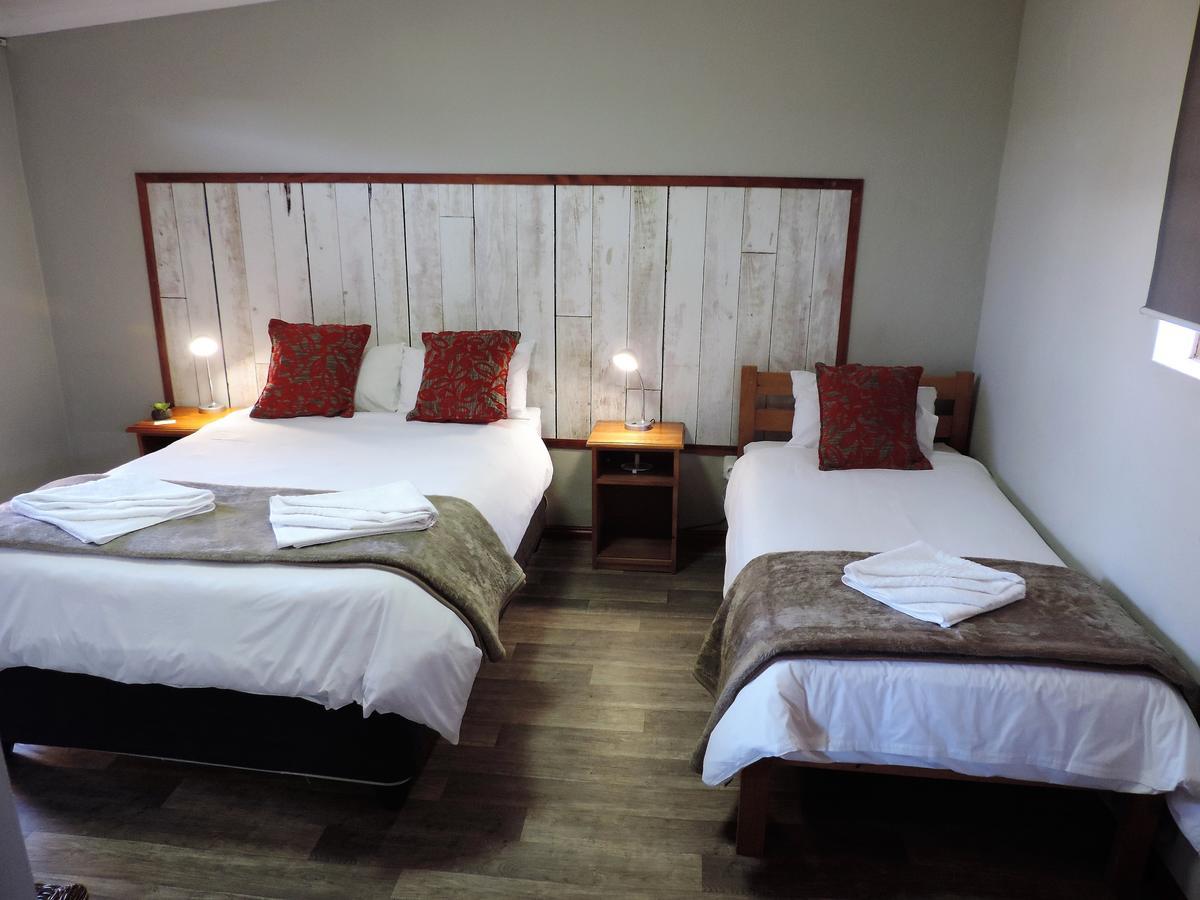 Teri-Lemveli Lodge Бофорт Уест Екстериор снимка