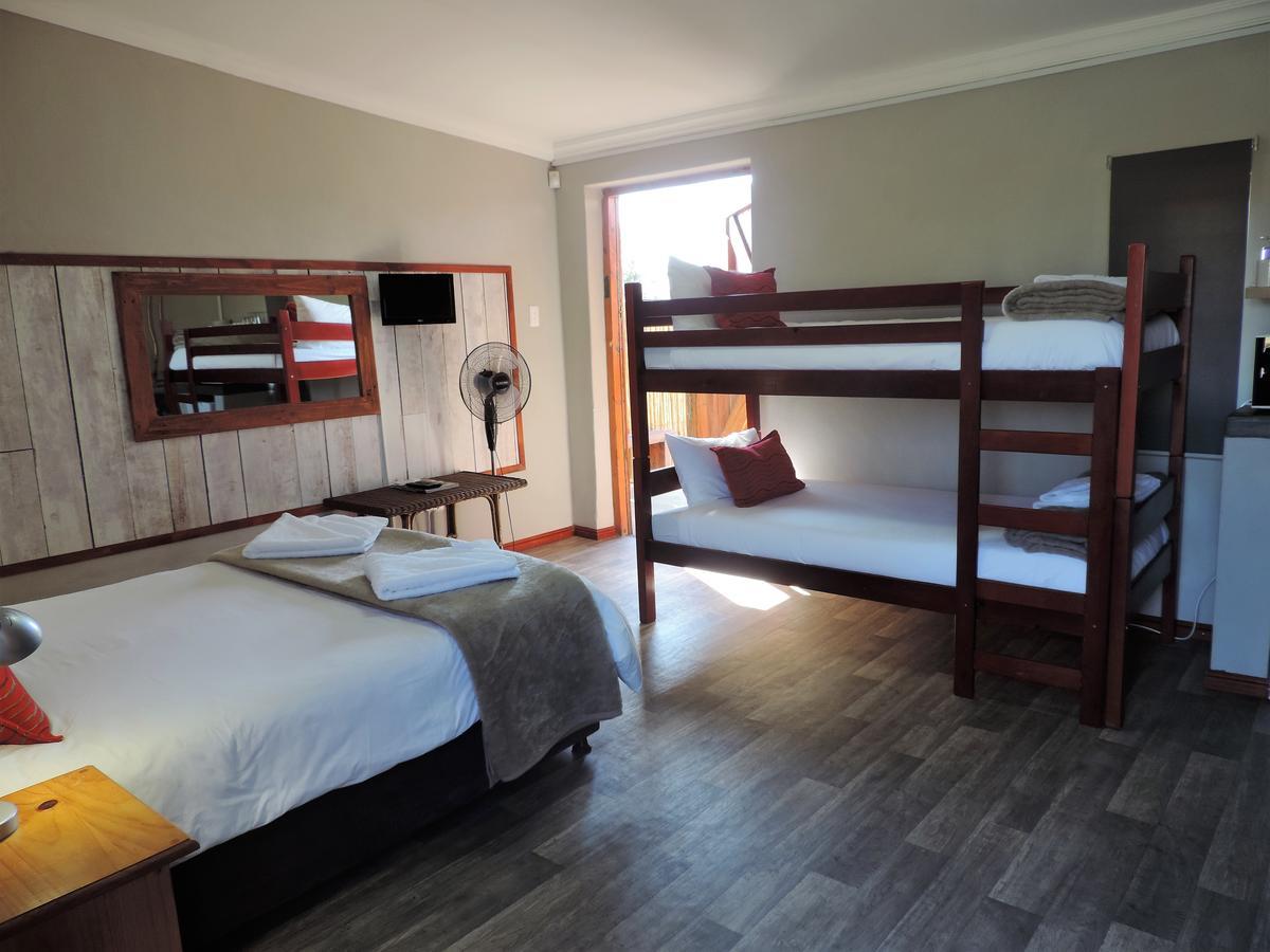 Teri-Lemveli Lodge Бофорт Уест Екстериор снимка